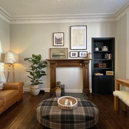 The Old Shop, A Two Bed Flat In Inverkip Village Экстерьер фото