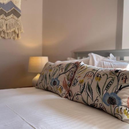 The Old Shop, A Two Bed Flat In Inverkip Village Экстерьер фото